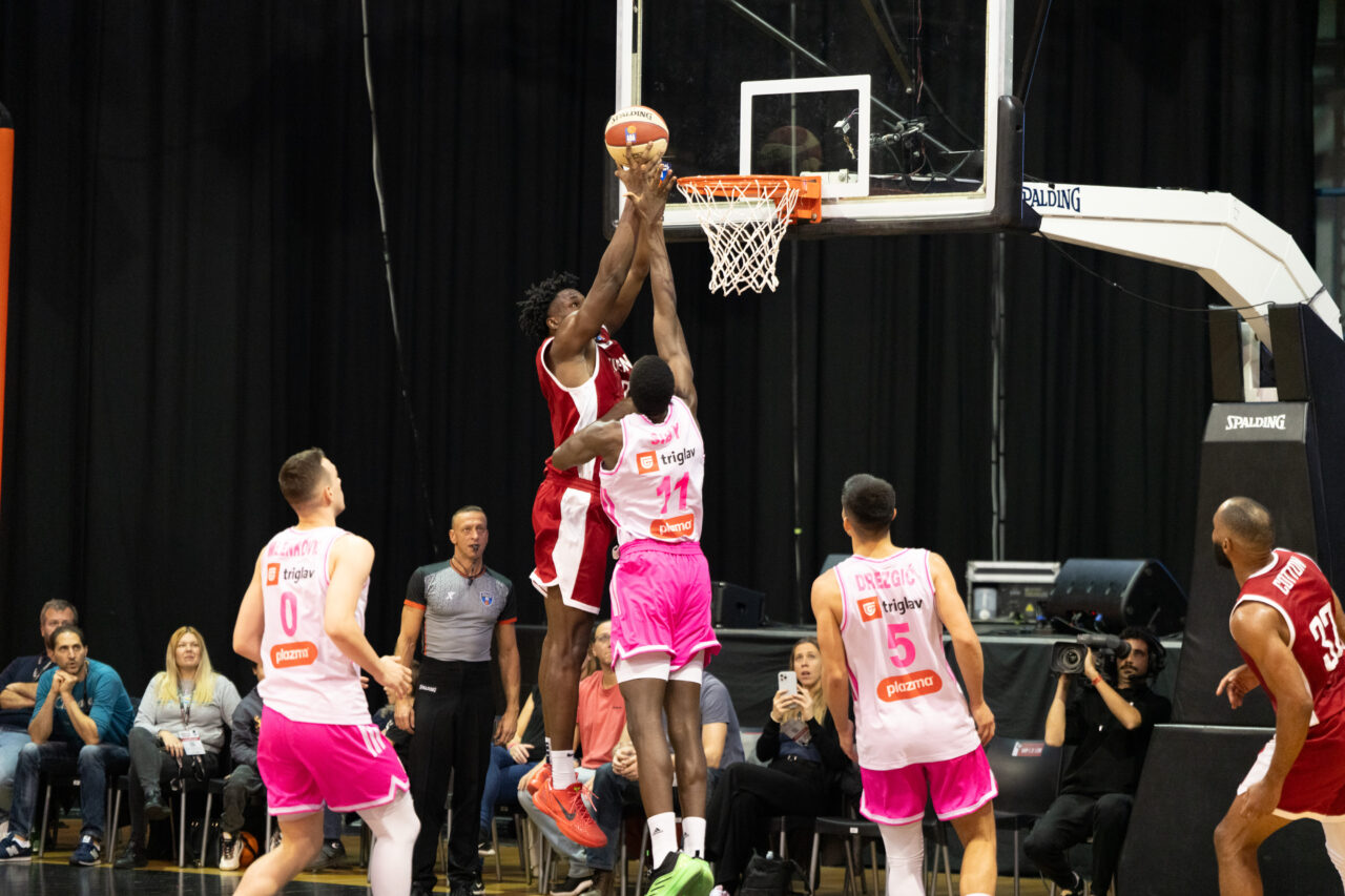 251017_crowncapture_lesteve_7R48014