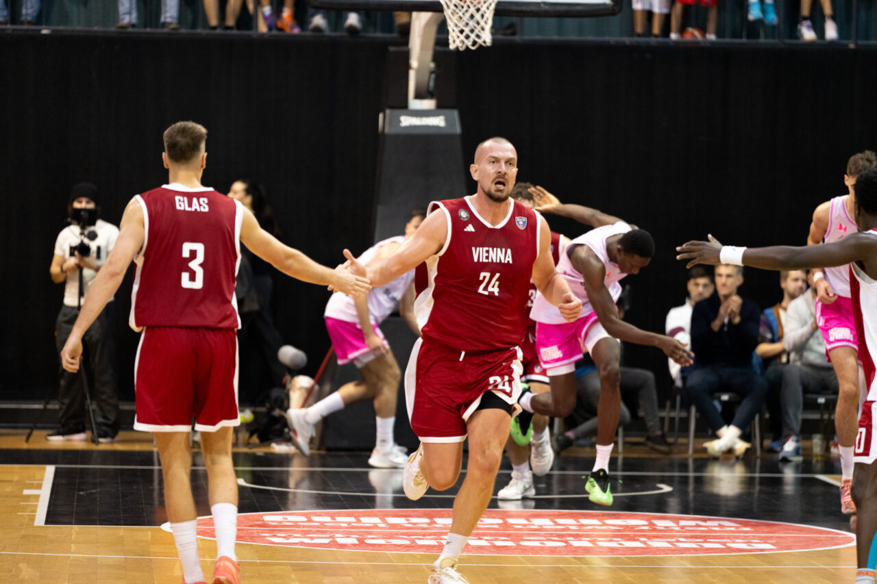 251017_crowncapture_lesteve_7R48860