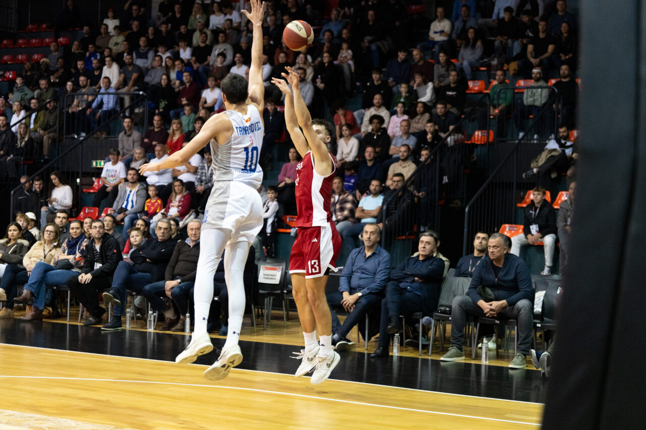 251026_crowncapture_lesteve_7R43045