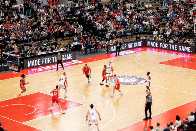 251123_crowncapture_7S36719