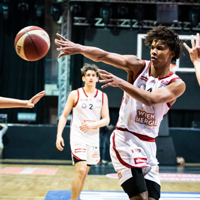 U19: Sieg im Spitzenspiel gegen Swans Gmunden