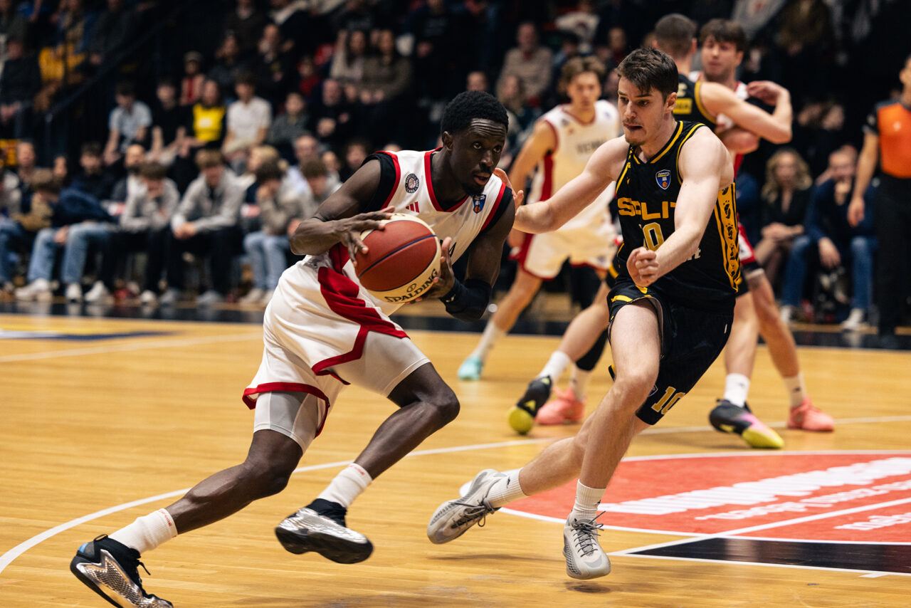 BC Vienna lässt Chance liegen, Split entscheidet Spiel im Schlussviertel