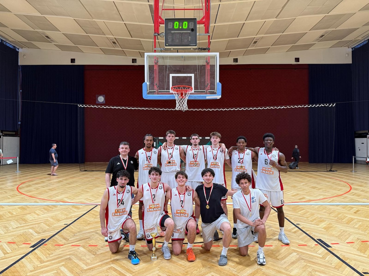 U19 holt den Titel der Wiener Liga und sichert sich Doppelgold!